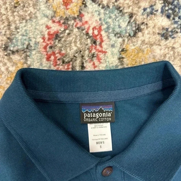 Patagonia Organic Cotton Spellout  Tonal Polo Shirt Small - Picture 3 of 5